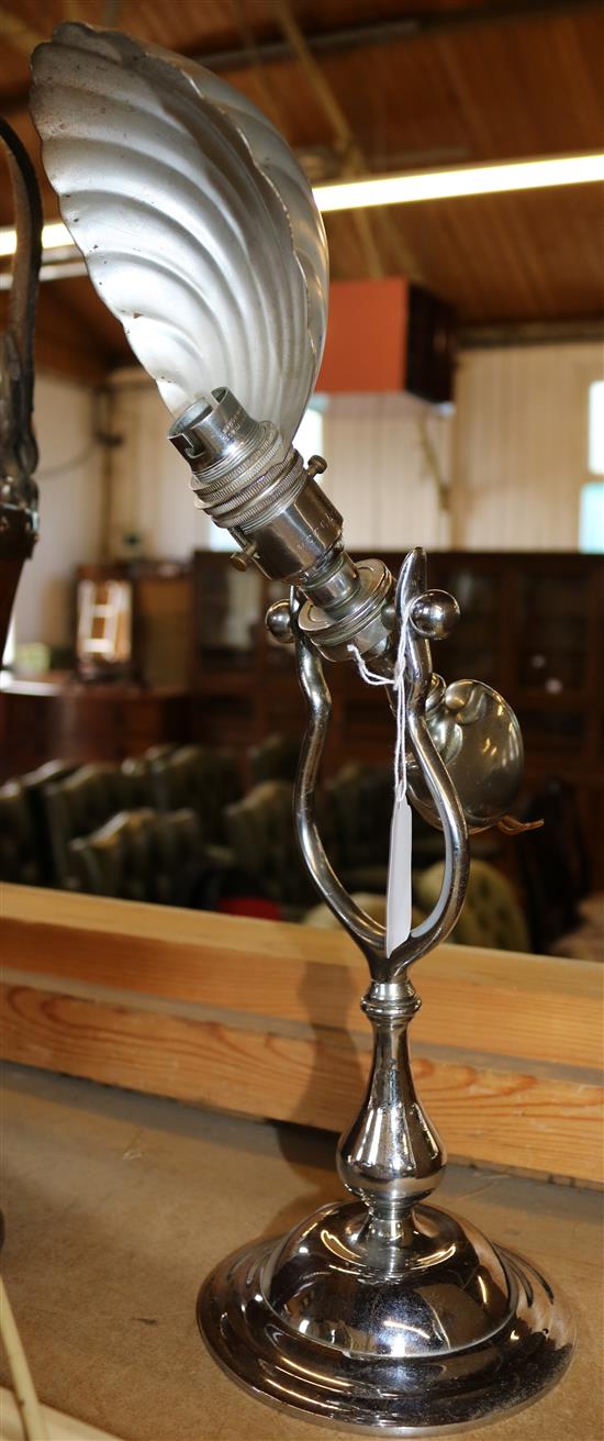 Chrome ships lamp